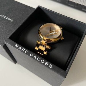 Pre loved Marc Jacobs Dotty Lightning Bolt Watch